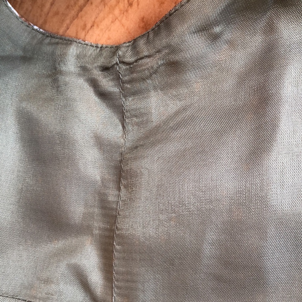 Ann Taylor Silk Wrap Around Top- 6 P (Green, Tan, Gold & White Plaid) - Picture 10 of 11